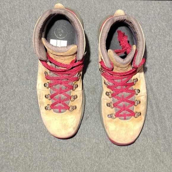 Danner Hiking Boots Mens Size 9.5 Brown Red Mountain 600 4.5\